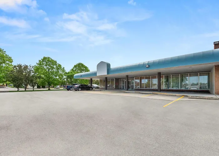 Suburban Studios Fairborn - Dayton