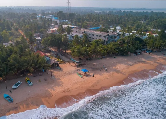 Swiss Bay Hotel & Resort-Arugambay