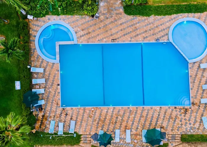 Tanga Beach Resort & Spa