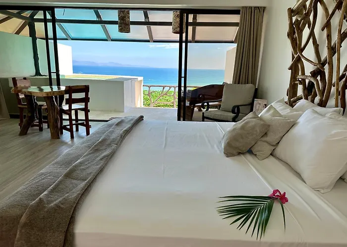 Akua Suites Ocean View