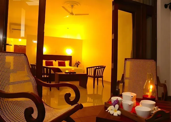 Whispering Palms Hotel