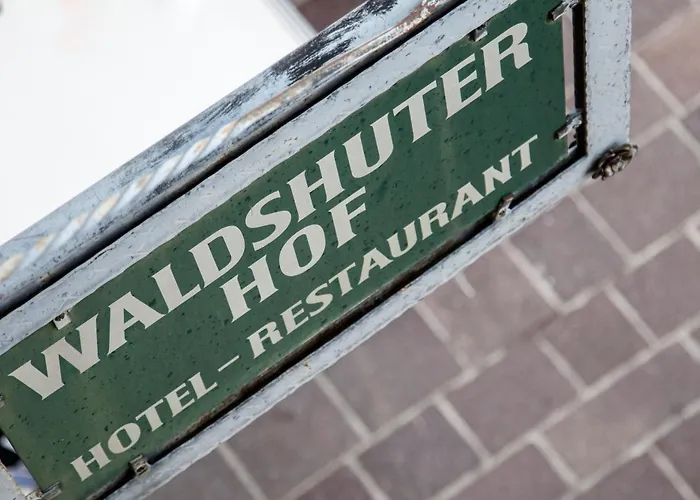 Hotel & Restaurant Waldshuter Hof