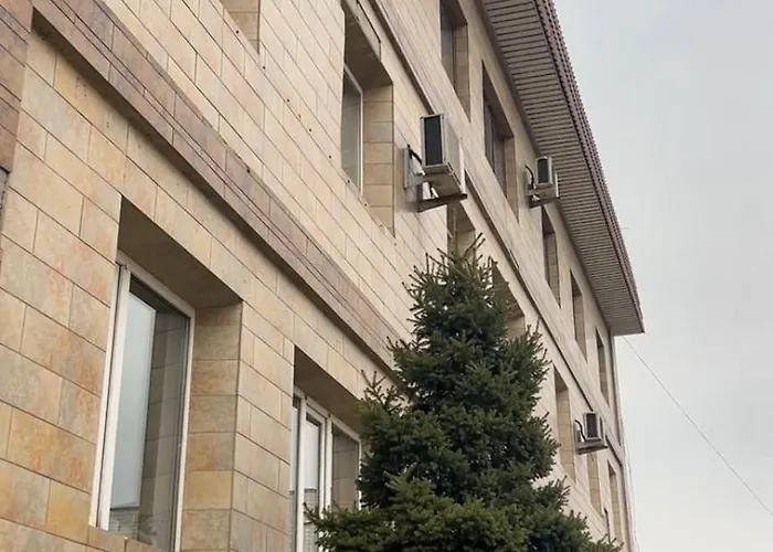 Жана Тау