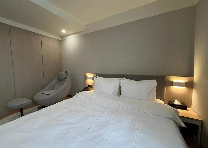 Hound Hotel Ulsan Haksan