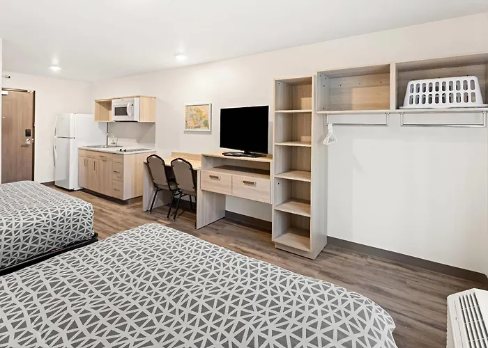 Woodspring Suites Billings