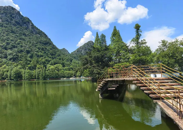 Guilin Village Creek Inn & Free Pick Up Service Over Three Nights