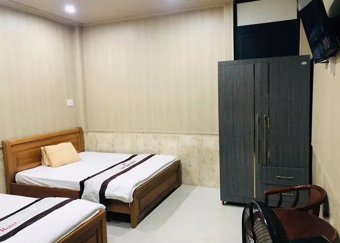 Yen Anh Xuan Hotel