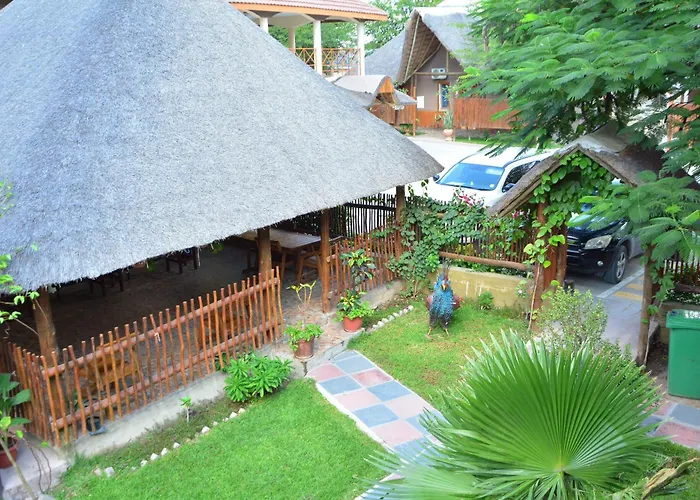 Three Tree Hotel