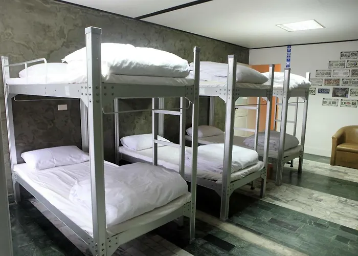 Xie Tainan Castle Town B&B