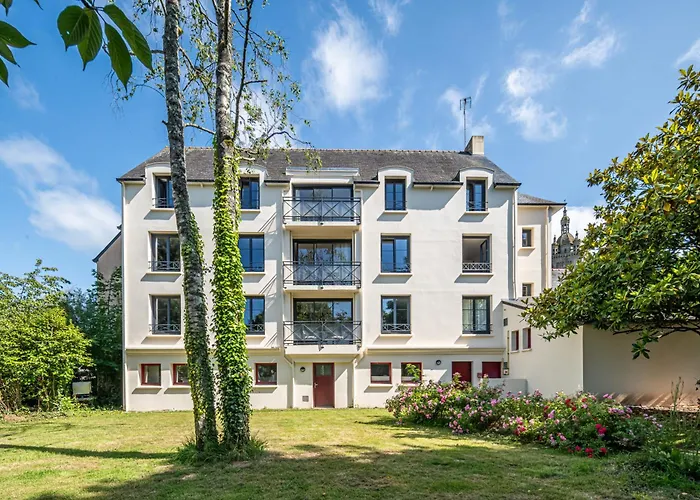 Logis Auberge Saint Thégonnec&son Restaurant