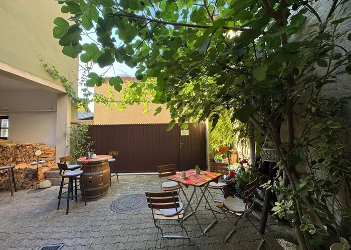 Hotel Und Restaurant Neuhauser