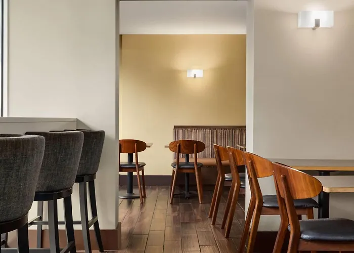 Wyndham Garden Washington Dc North