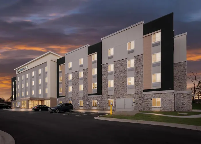 Everhome Suites Huntsville - Research Park
