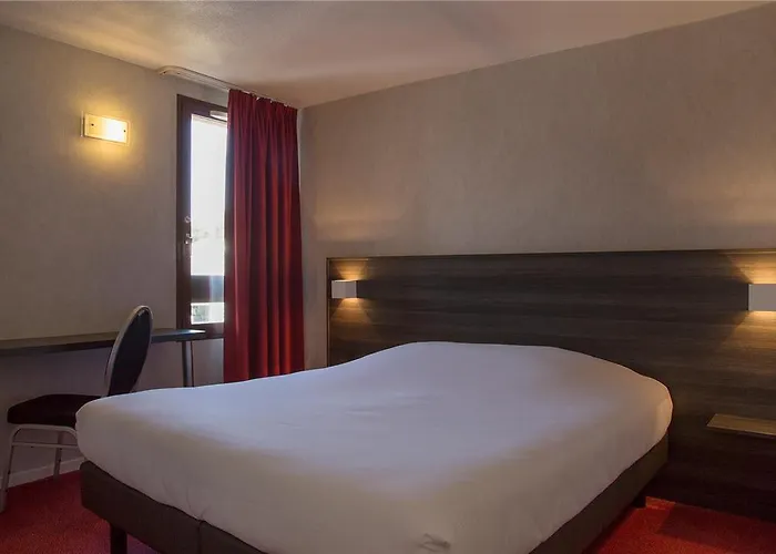 Og City Hotel Amys Tarbes Sud