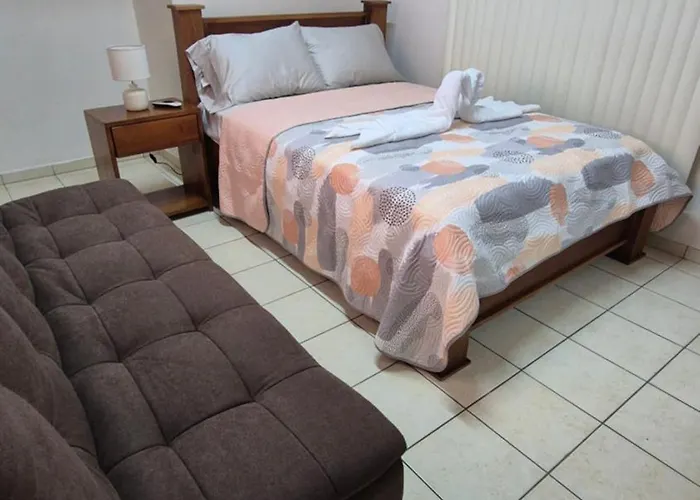 Velaz Guesthouse
