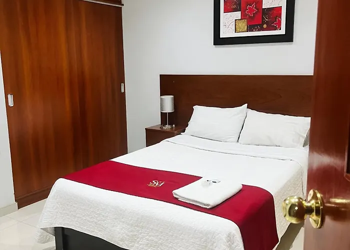 S & M Hotel