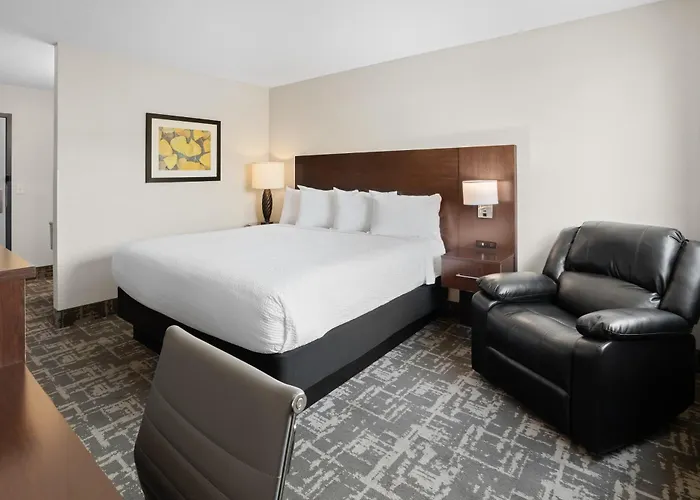 Fargo Inn And Suites