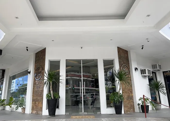 Central Block Inn