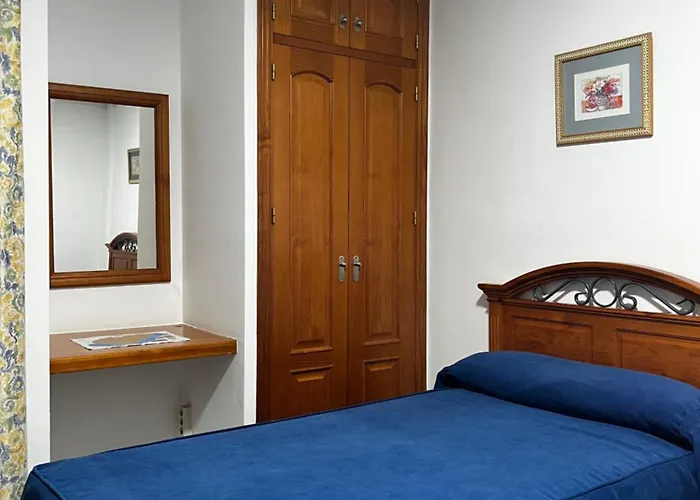 Bayo Lirola Hotel Balisa