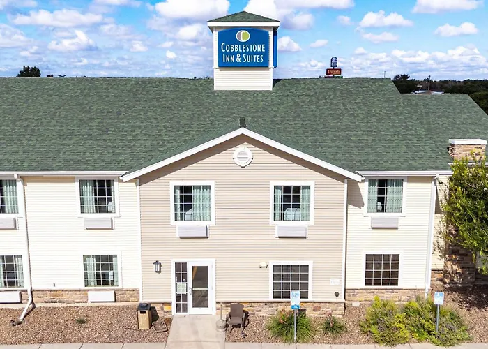 Cobblestone Inn & Suites - Big Lake