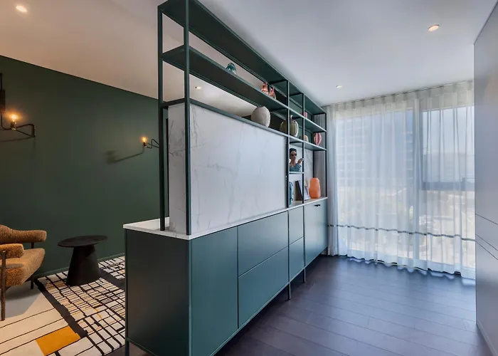 Publica Isrotel, Autograph Collection