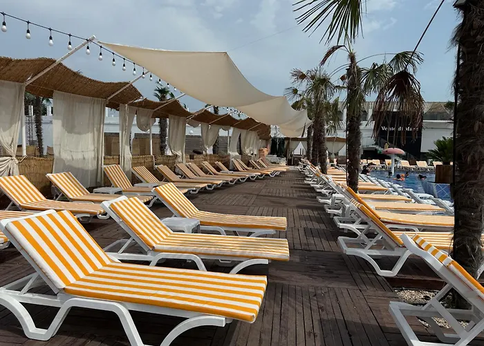 Mandarinnart Hotel