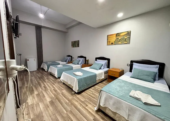 Tan Otel