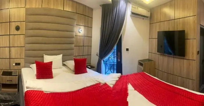 Perly Gate Residence Uyo