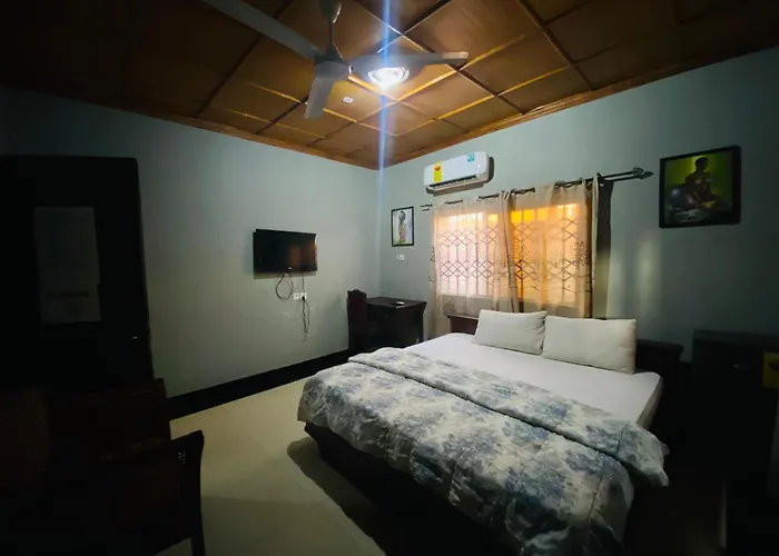 Peravic Lodge