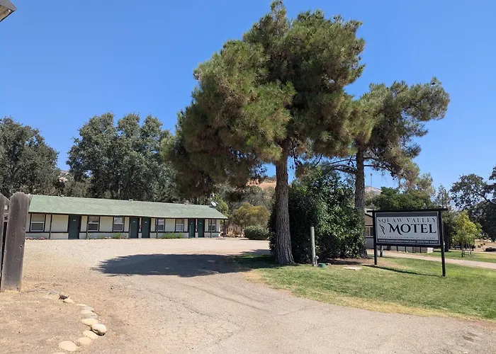 Squaw Valley Motel Room 6