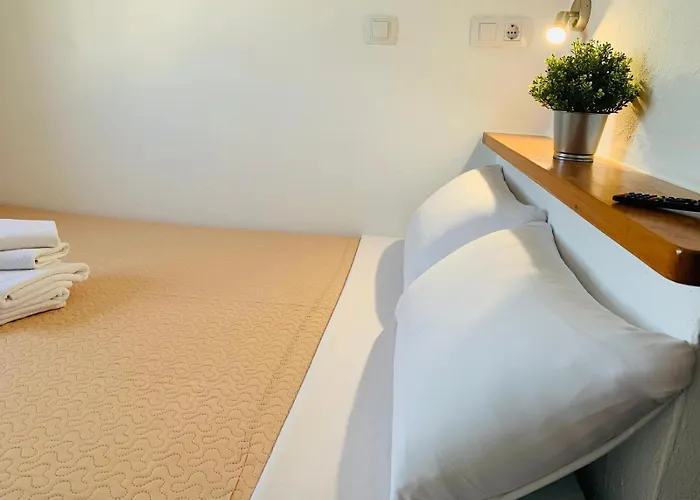 La Tortuga Lodging RoomS