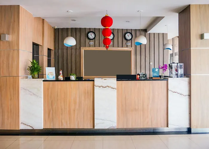 Townhouse Oak Palembang Near Palembang Golf Club Formerly Kr Hotel