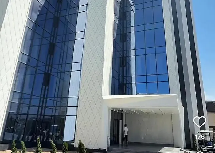 Апартаменты В Новом Отеле Радуга Вест