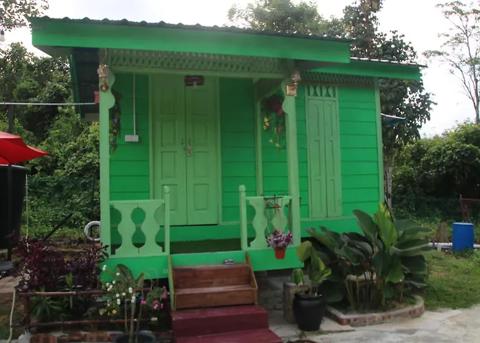 Capital O 91187 D'Dusun Raudhah Chalet