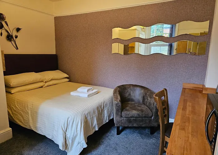 Edward Hotel