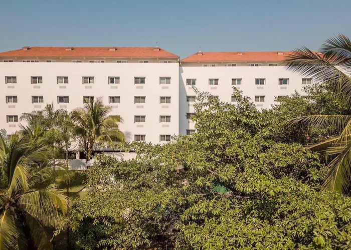 Comfort Inn Puerto Vallarta Golfside & Marina