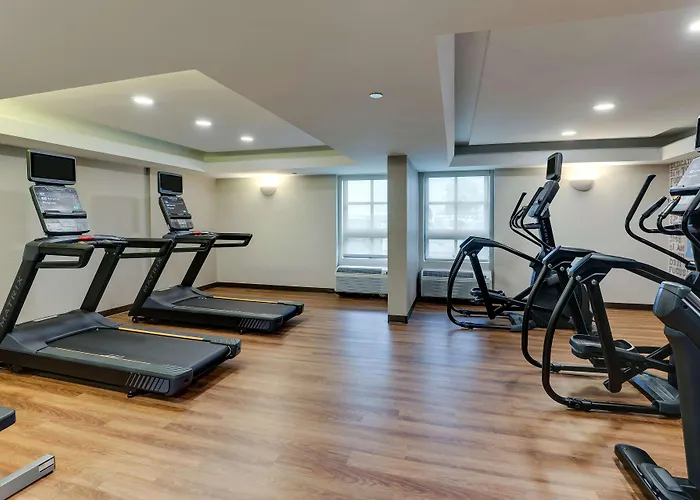 Drury Inn & Suites St Joseph