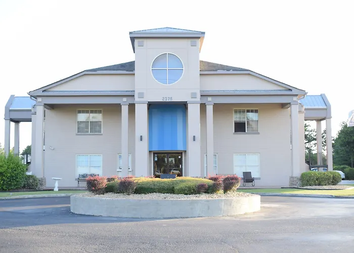 Econo Lodge At The University