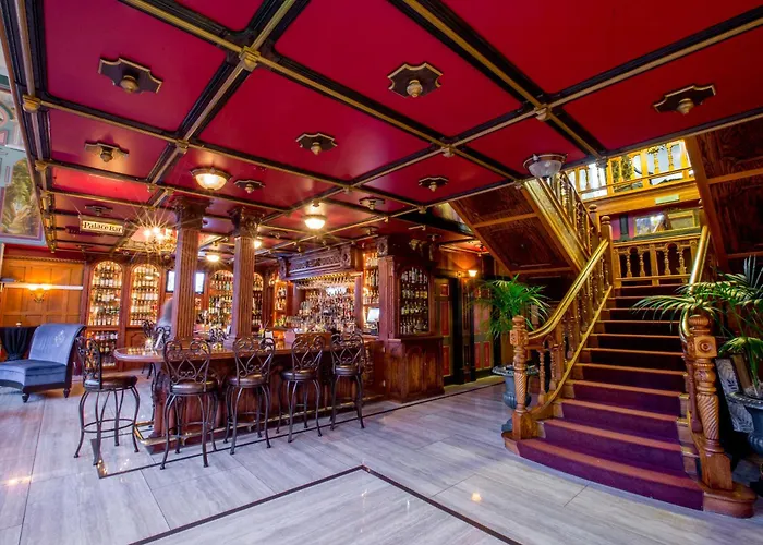Horton Grand Hotel