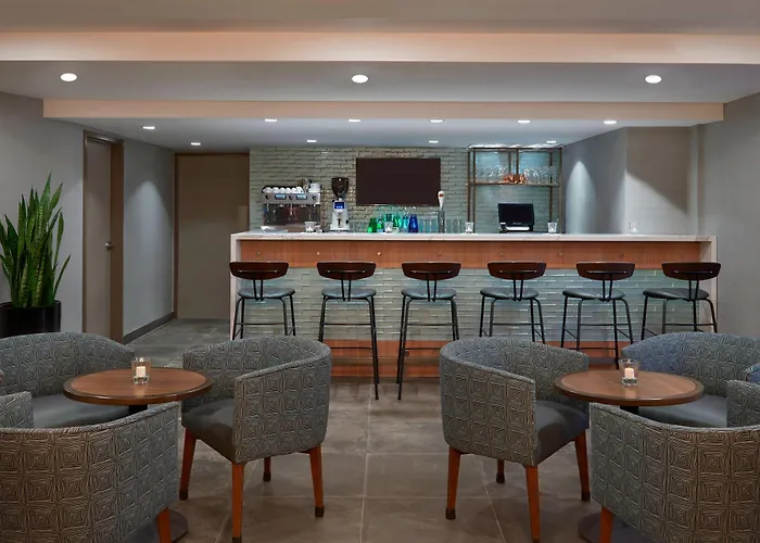 Fairfield By Marriott Montreal Downtown