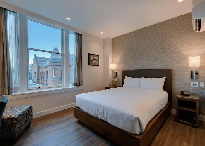 Strathcona Hotel