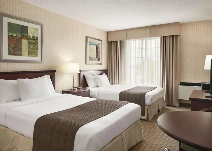 Days Inn By Wyndham Brantford