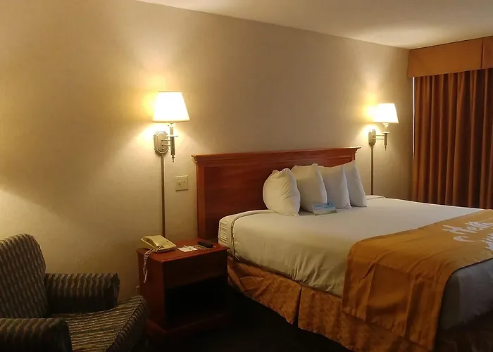 Days Inn By Wyndham Sidney Oh