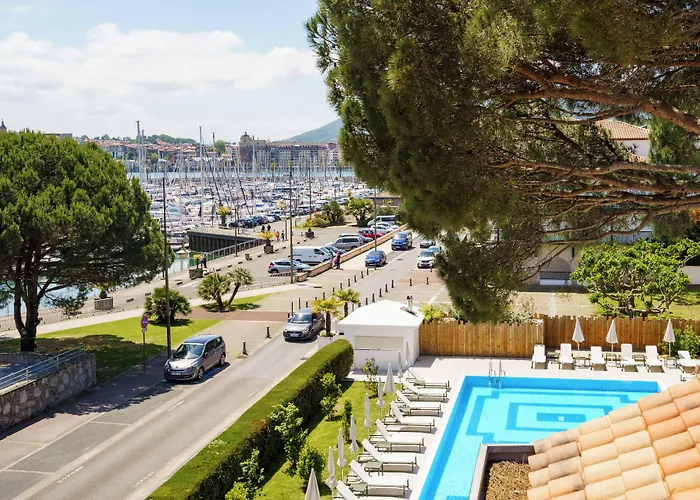 Hotel Ibaia