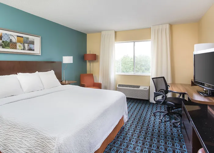 Fairfield Inn & Suites Greeley
