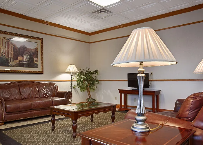 Best Western Point South