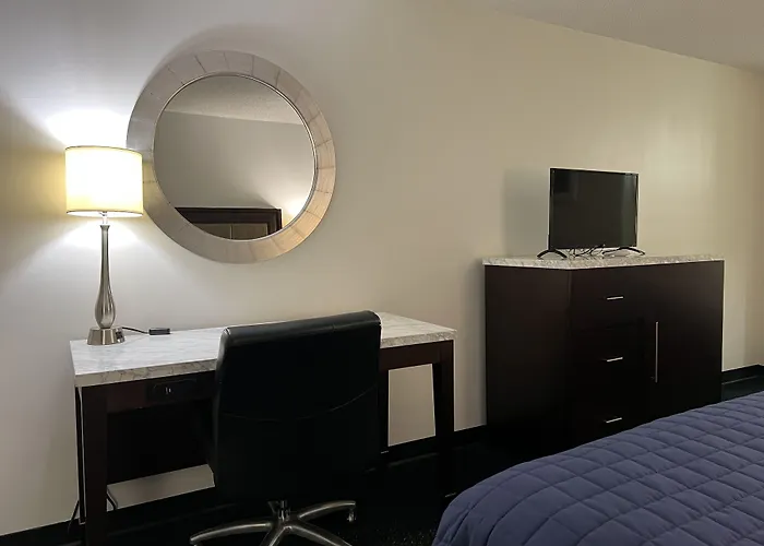 Garden Inn & Suites