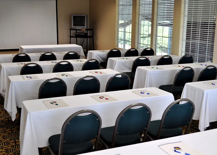 Best Western Plus Heritage Inn