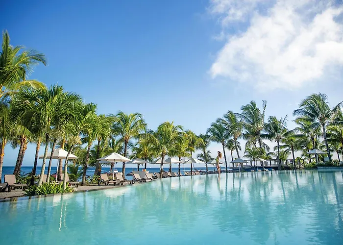 Victoria Beachcomber Resort & Spa