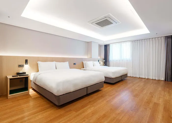 Ibis Styles Ambassador Jeonju City Centre